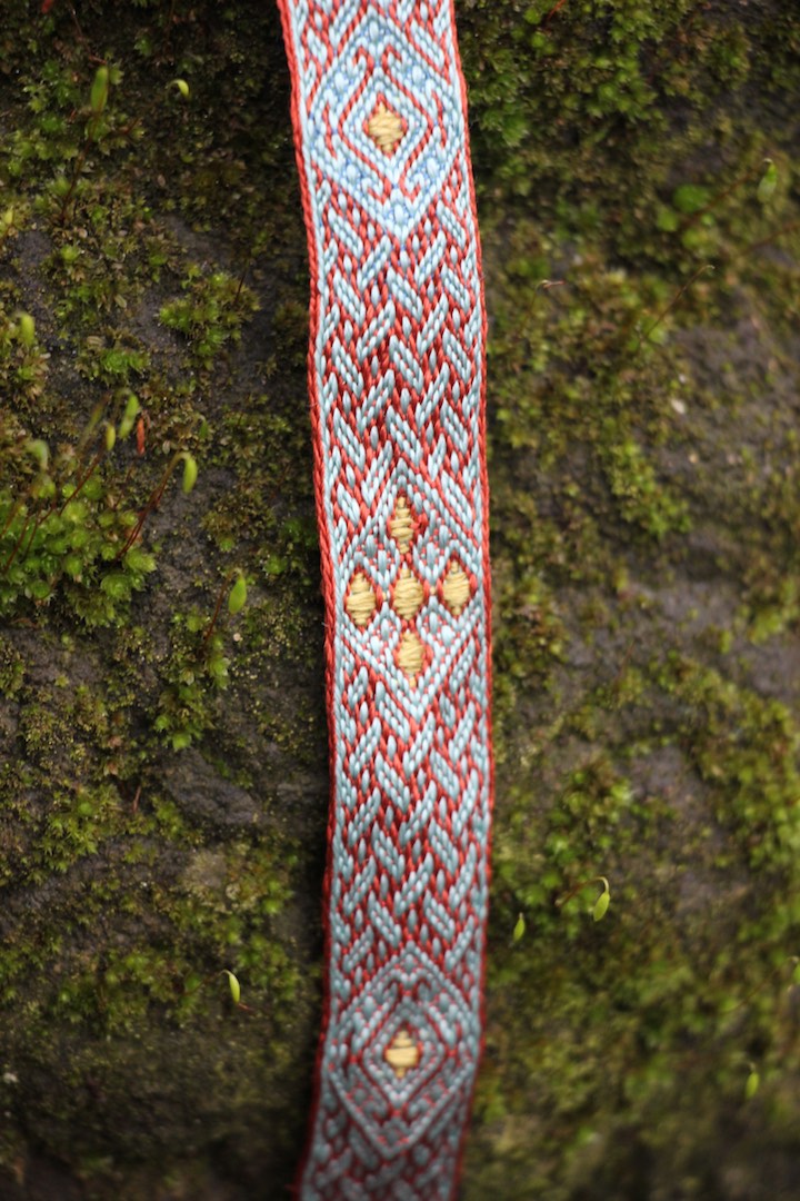 Aisling-Birka-Crossover02